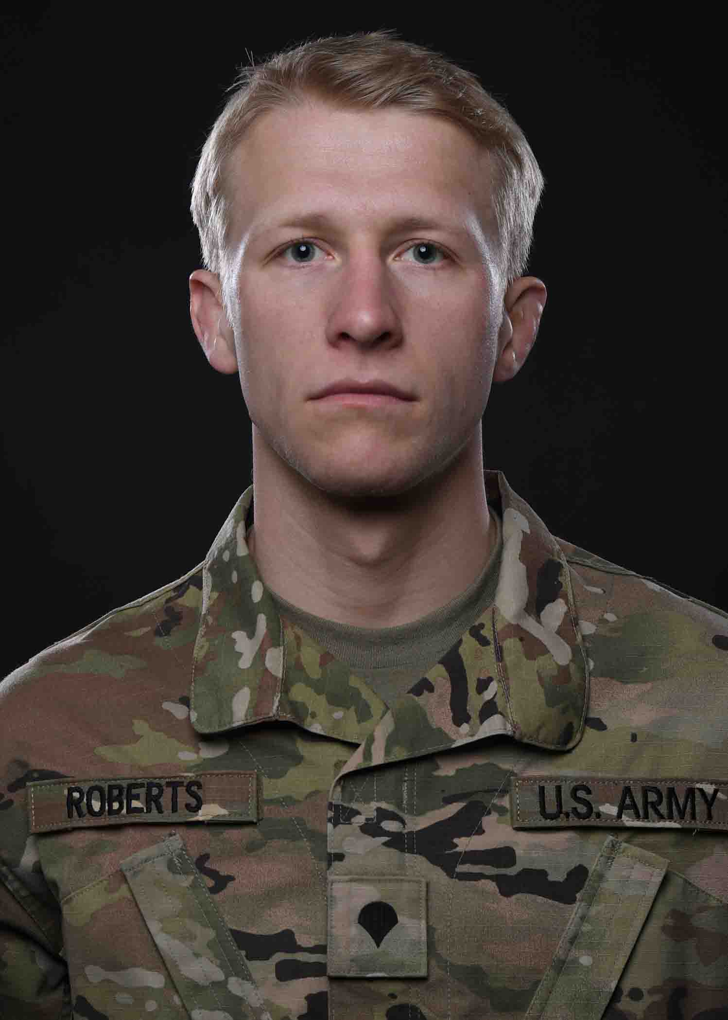 SPC_Roberts_HS_2023_5x7_S.jpg